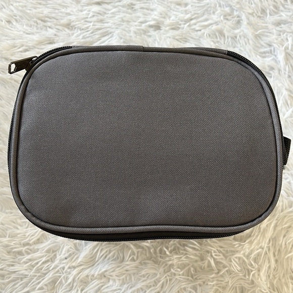 Carhartt Vertical 12-Can Cooler in gray One size - Picture 5 of 10